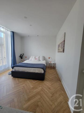 Appartement à vendre  5 pièces - 161,02 m 2   LE MANS  - 72