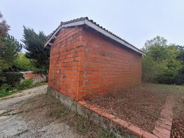 Grange à vendre |  Pujaudran |  1 pièce | 94 m²