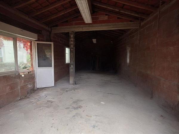 Grange à vendre |  Pujaudran |  1 pièce | 94 m²