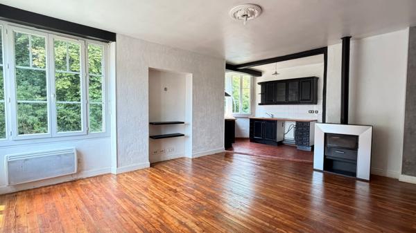 Appartement t4 avec terrasse et parking