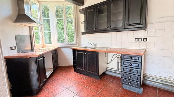 Appartement t4 avec terrasse et parking