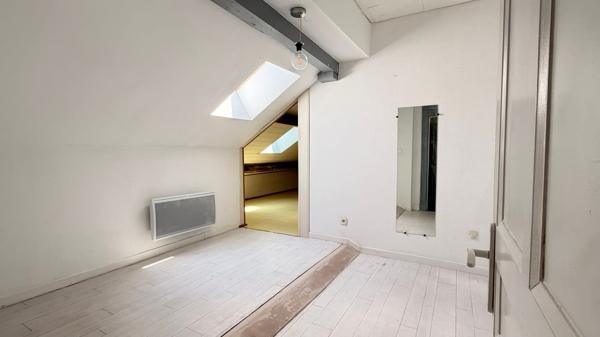 Appartement t4 avec terrasse et parking