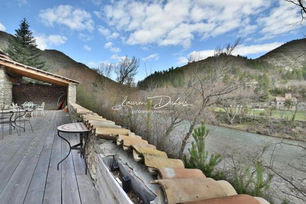 SERRES - Maison de ville 122m² avec jardin et dépendances