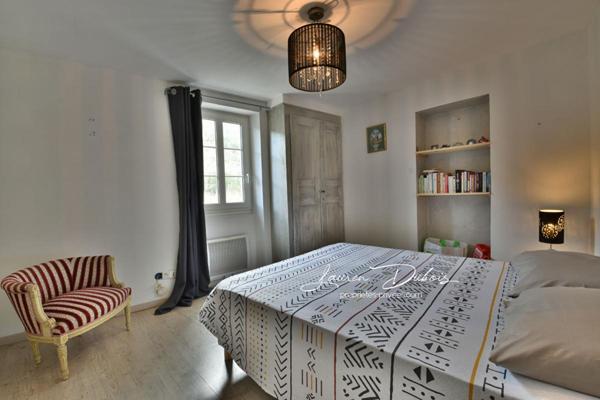 SERRES - Maison de ville 122m² avec jardin et dépendances