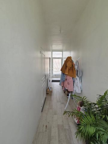 Maison individuelle 145m²-2 chambres, jardin et garage.