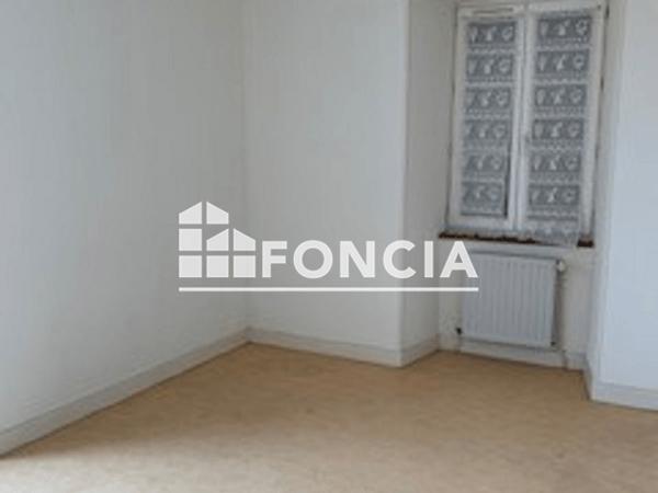 Location Appartement 3 pièces 85.37 m² - RESIDENCE DU PARC 6 RUE DES ECOLES Marthon 16380
