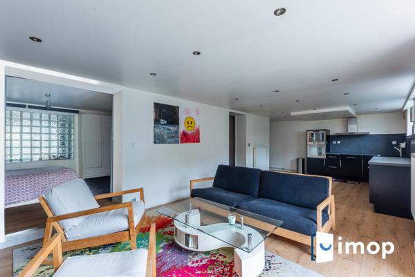 Proximité RER D. Maison de 220m2 avec dépendance et jardin