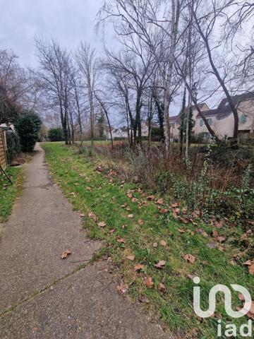 Appartement 4 pièces de 70 m² à Savigny-le-Temple (77176)