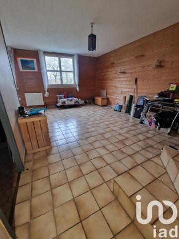 Appartement 4 pièces de 70 m² à Savigny-le-Temple (77176)