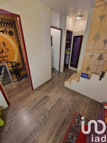 Appartement 4 pièces de 70 m² à Savigny-le-Temple (77176)