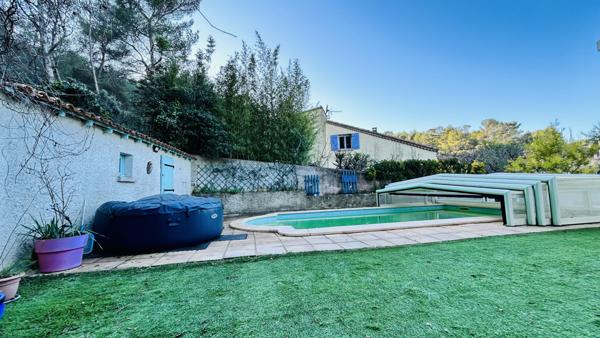La Penne-sur-Huveaune (13821) Charmante maison familiale avec piscine et grand garage