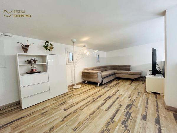 La Penne-sur-Huveaune (13821) Charmante maison familiale avec piscine et grand garage