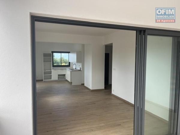 A Louer appartement de type T3 neuf dans une petite résidence sécurisée centre ville de L'ETANG SALE LES HAUTS