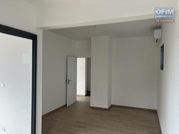 A Louer appartement de type T3 neuf dans une petite résidence sécurisée centre ville de L'ETANG SALE LES HAUTS