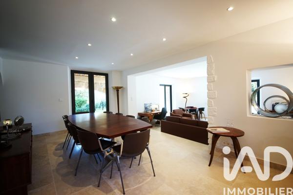 Maison à vendre 6 pièces 250 m² Vaison-la-Romaine
