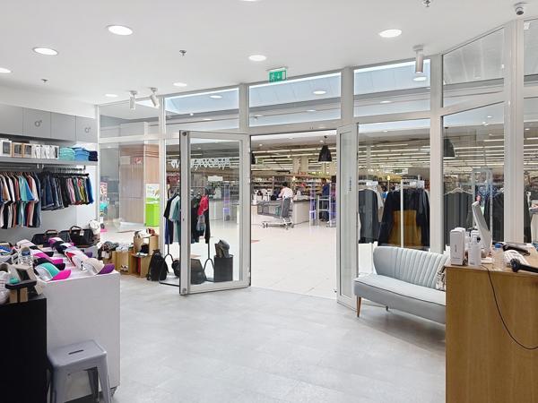 Ghisonaccia (20240) Fonds de commerce à vendre - C. Commercial Ghisonaccia - 148 000€