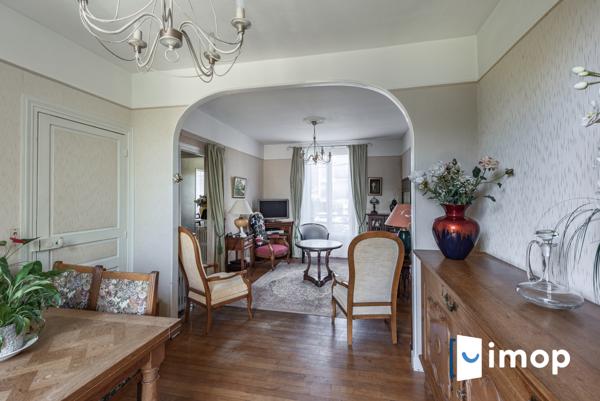 Meulière indépendante 4 chambres sur grand terrain de plus de 1000 m2