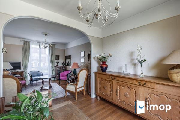 Meulière indépendante 4 chambres sur grand terrain de plus de 1000 m2