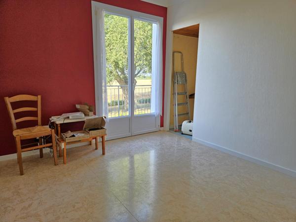 Grande maison familiale avec dépendances à Mésanger, au calme de la campagne