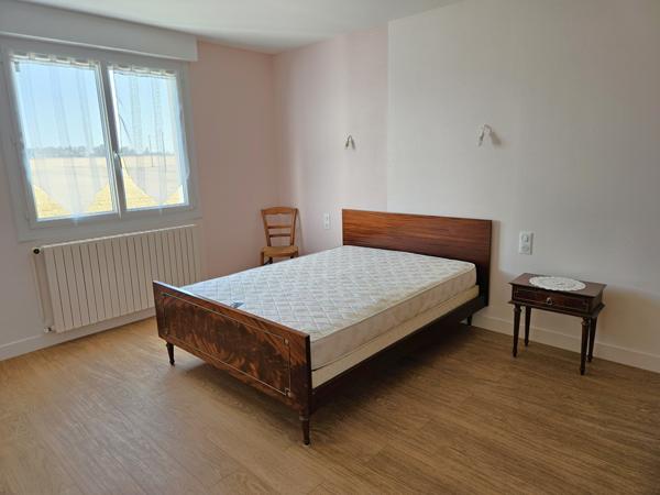 Grande maison familiale avec dépendances à Mésanger, au calme de la campagne