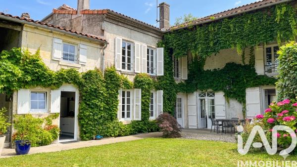 Maison à vendre 7 pièces 260 m² Jarnac