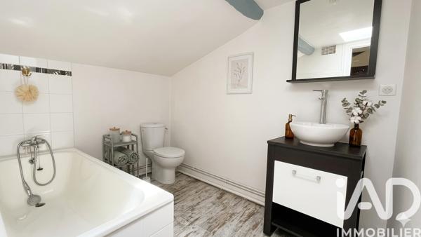 Maison à vendre 7 pièces 260 m² Jarnac