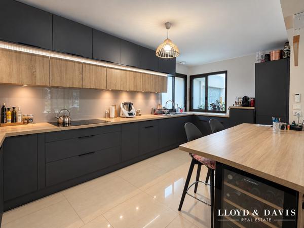 Maison à vendre, 8 pièces - Compiègne 60200