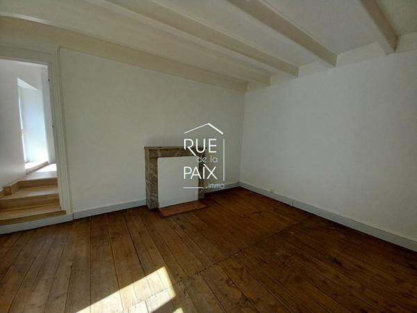 79390 THENEZAY Maison Thenezay 9 pièce(s) 194 m2