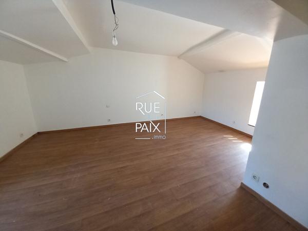 79390 THENEZAY Maison Thenezay 9 pièce(s) 194 m2