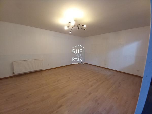 79390 THENEZAY Maison Thenezay 9 pièce(s) 194 m2