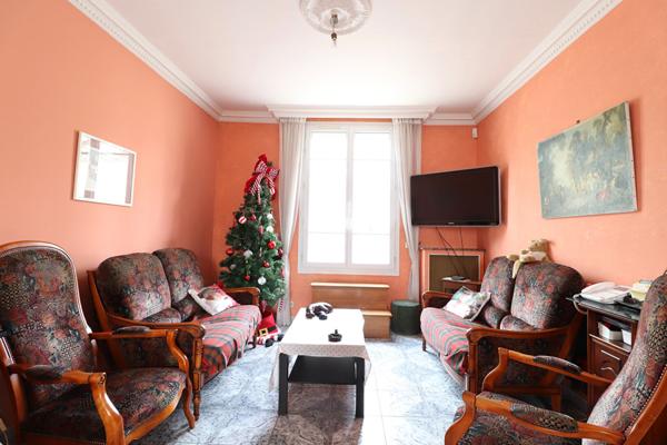 Maison 5 pièces 129.25 m2 - SAINT MAUR DES FOSSES