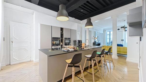 CHALON SUR SAONE (71) Appartement de standing à vendre 7 pièces de 171.44 m²