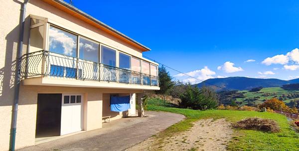 Vanosc (07690) Maison mitoyenne 300² - 3 chambres - Jardin 500m²