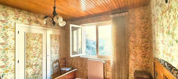 Vanosc (07690) Maison mitoyenne 300² - 3 chambres - Jardin 500m²