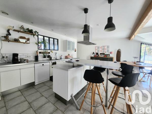 Maison à vendre 6 pièces 170 m² Naintré