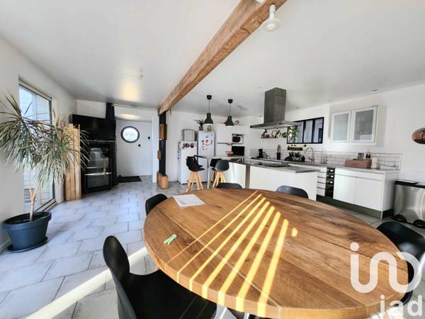 Maison à vendre 6 pièces 170 m² Naintré