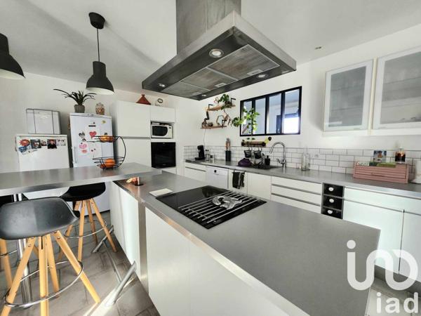 Maison à vendre 6 pièces 170 m² Naintré