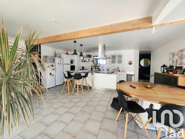 Maison à vendre 6 pièces 170 m² Naintré