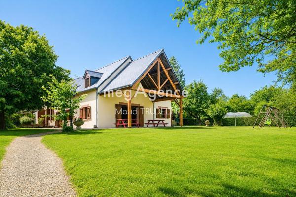 Immeuble à SAINT-SATURNIN, 72650 - 275m²