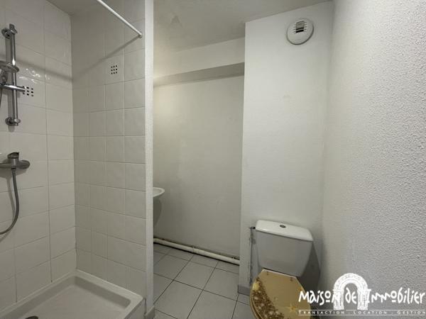 Vente Appartement - 3 pièces - 40m² - Résidence avec ascenseur - Garage - COGNAC
