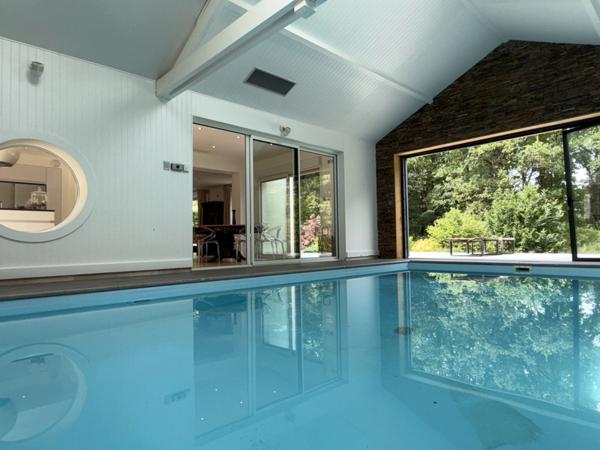 Ardon, proche Orléans, golf de Limere, à vendre Maison d'architecte, avec jardin et piscine
