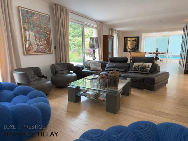 Ardon, proche Orléans, golf de Limere, à vendre Maison d'architecte, avec jardin et piscine