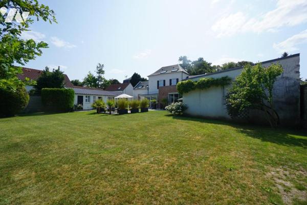 AMIENS, Superbe maison de Caractère 207m² habitable sur 1300m² de terrain