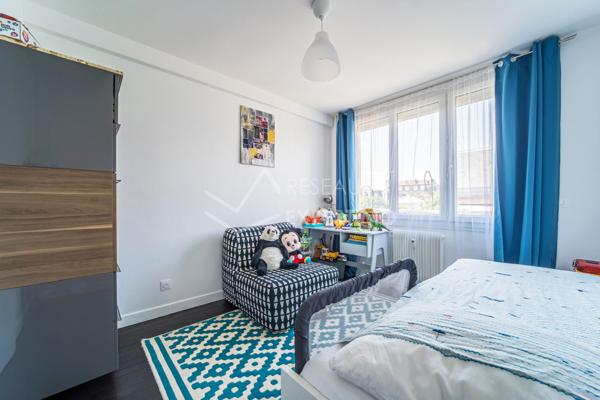 Enghien-les-Bains (95880) Enghien-les-bains. 3 pièces proche gare.