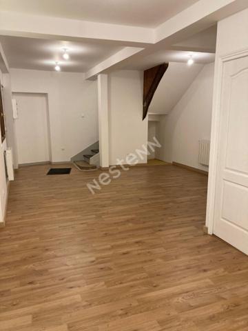 Local commercial Pontoise 72.03m2