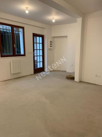 Local commercial Pontoise 72.03m2