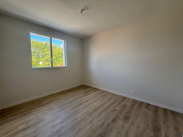 Maison Saint Vincent Sur Jard 5 pièce(s) 120 m2