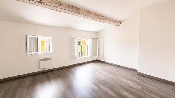 Location                                                      Appartement
                        
                     3 pièces                      84 m2                     à Pourrières