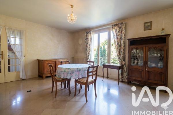 Maison à vendre 5 pièces 105 m² Conches-en-Ouche
