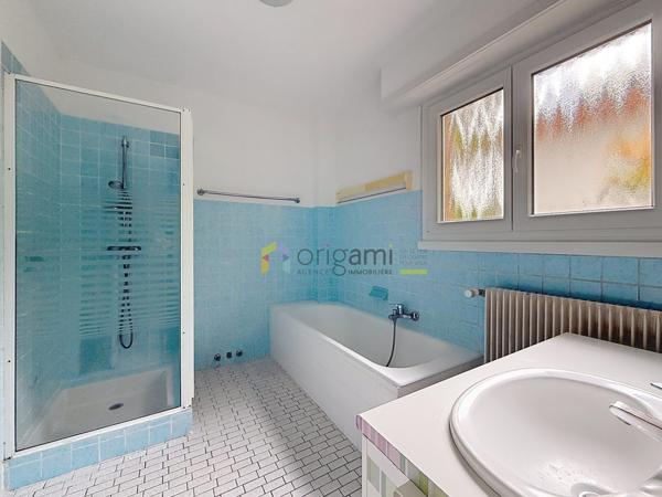 MUNDOLSHEIM - Cossue maison sur 9ares